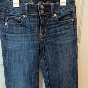 American Eagle Artist Crop Jeans